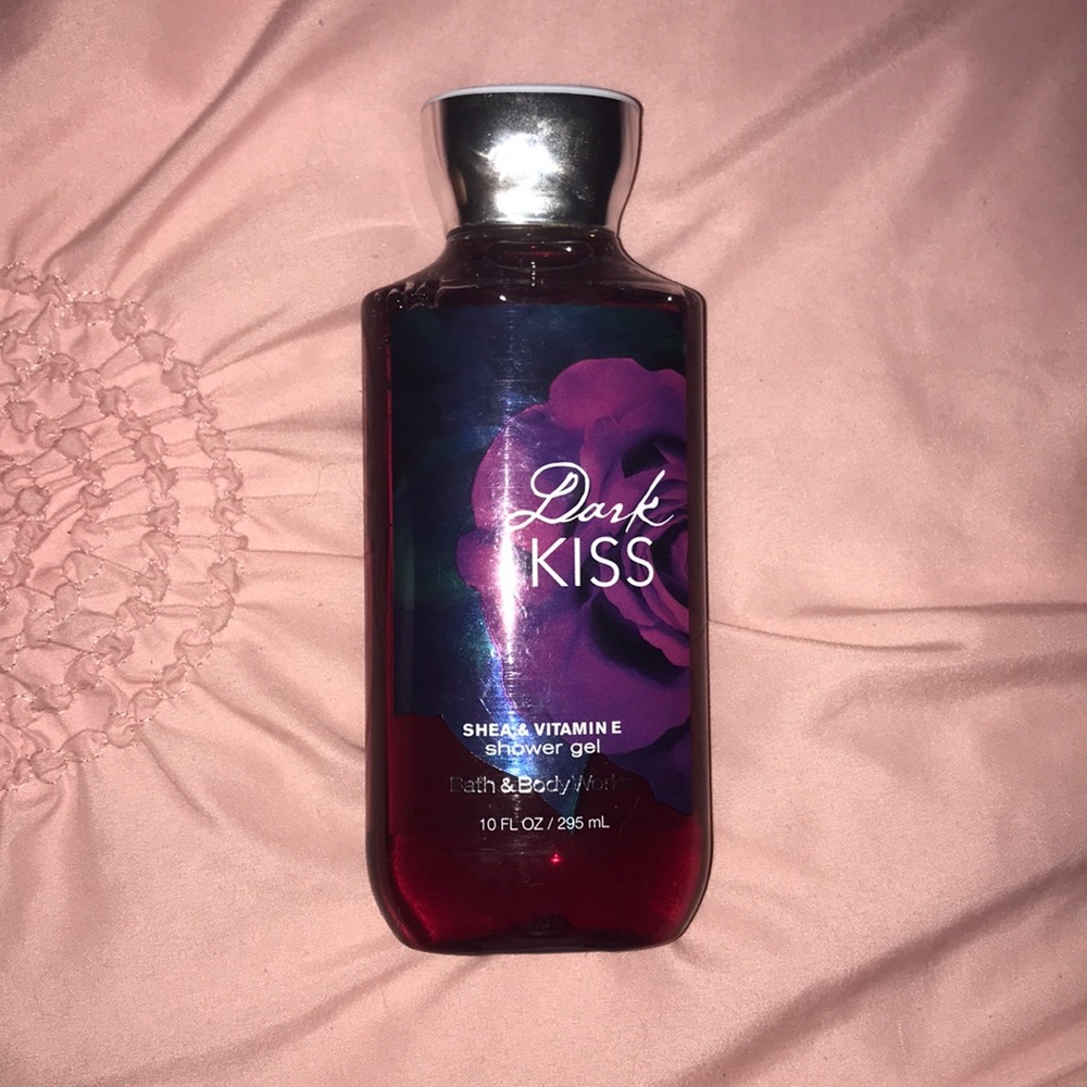 Bath and Body Works Shower Gel Dark Kiss